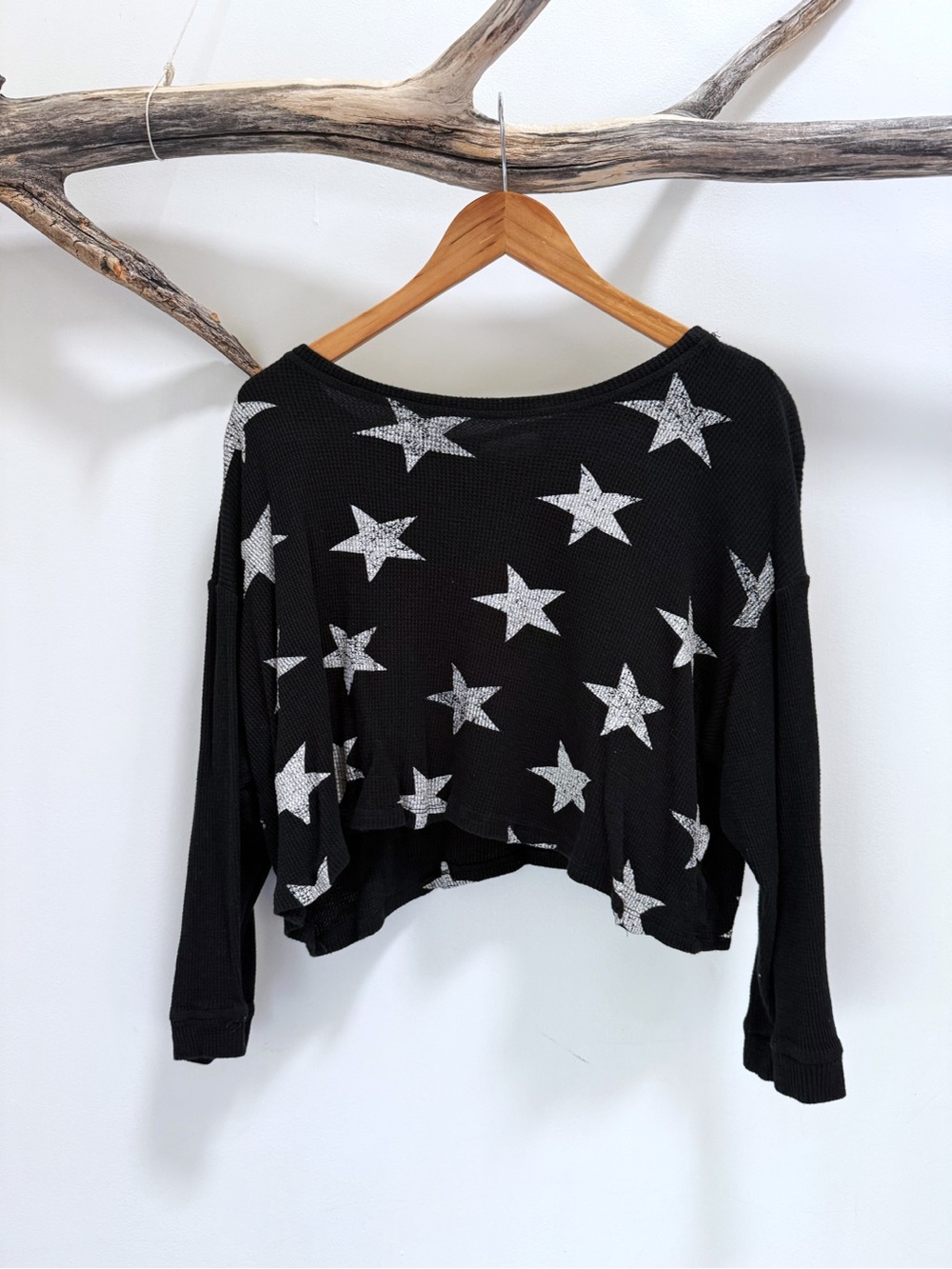 Altar’d State Long Sleeve Waffle Weave Black White Stars Crop Top Lounge Medium